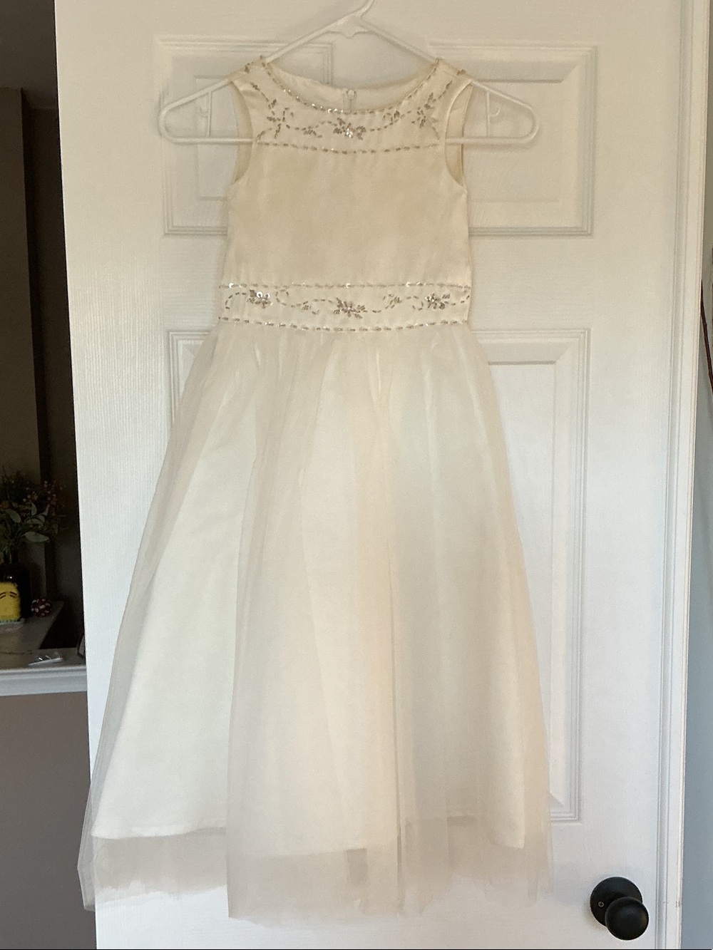 LanTing Bridal Girls Ivory Embellished Tulle Flower Girl Communion Dress -Size 6